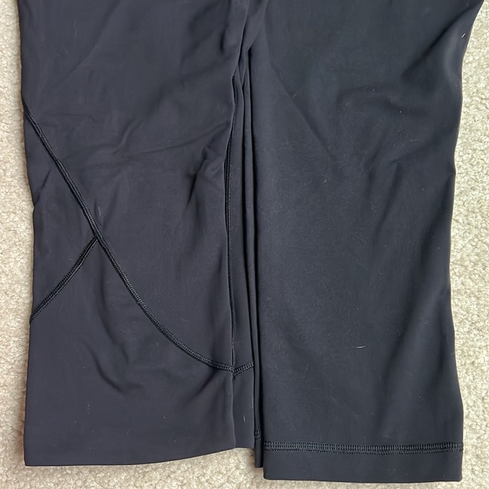 TWO Lululemon 21” Cropped Leggings - Picture 2 of 6